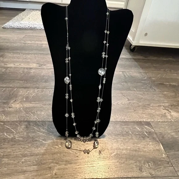 Set of 3 Necklaces - Picture 5 of 11